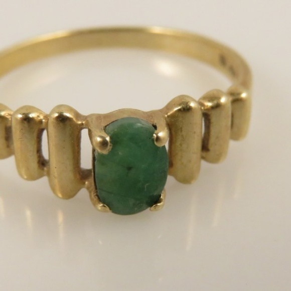 Jewelry - 10k Jade Ring
